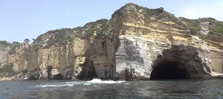 Posillipo: baia di Trentaremi