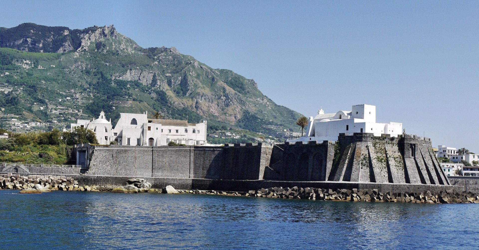 Ischia forio chiesa del soccorso